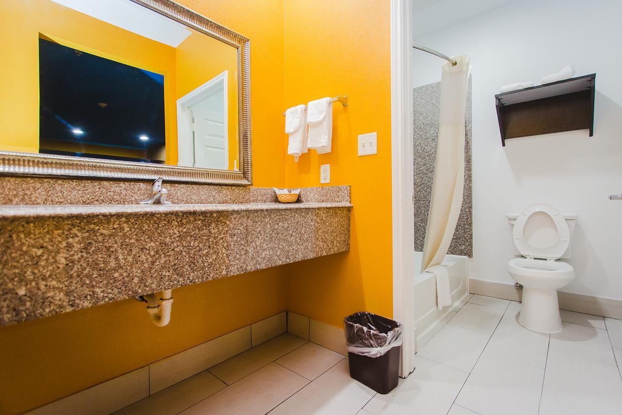 Moonlight Suites - Houston/George Bush Int'L Airport Екстериор снимка