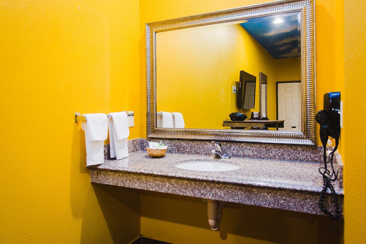 Moonlight Suites - Houston/George Bush Int'L Airport Екстериор снимка